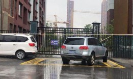 沈阳小区停车爆料视频最新,视频揭露业主无奈困境